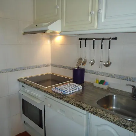 V2 Vilar Jardim Piscina Wifi * Quarteira