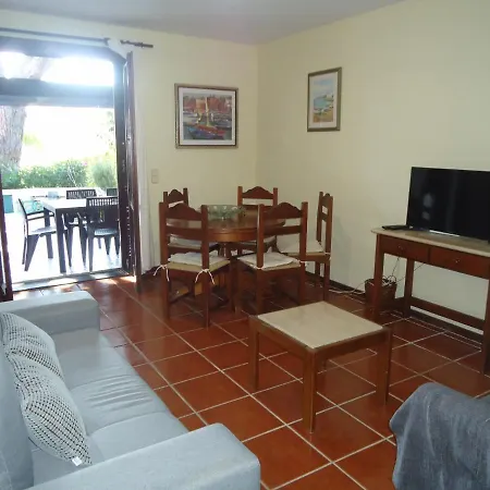 V2 Vilar Jardim Piscina Wifi Quarteira