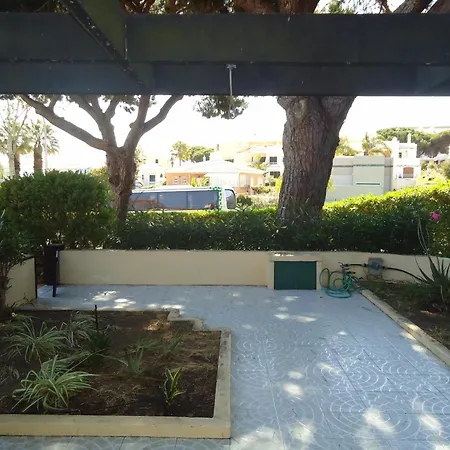 V2 Vilar Jardim Piscina Wifi Quarteira