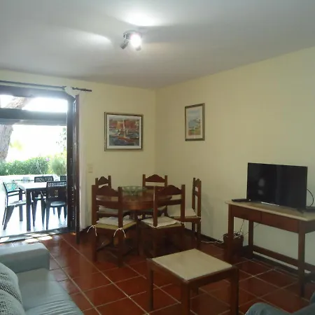 V2 Vilar Jardim Piscina Wifi Dom wakacyjny Quarteira