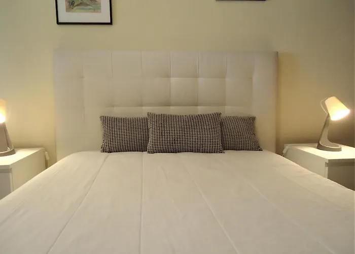 V2 Vilar Jardim Piscina Wifi Casa de Férias