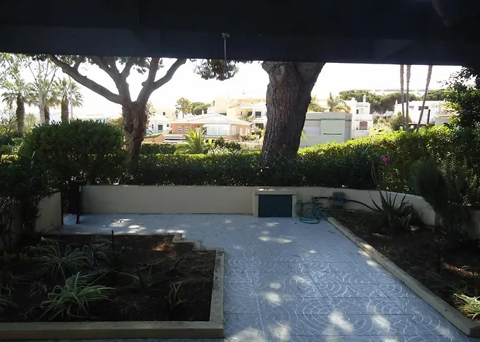 V2 Vilar Jardim Piscina Wifi Casa de Férias